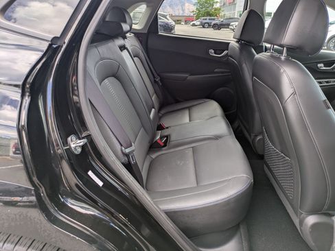 Used 2023 Hyundai Kona Limited FWD image 32