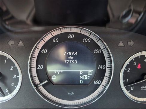 Used 2010 Mercedes-Benz E 550 Sedan image 10
