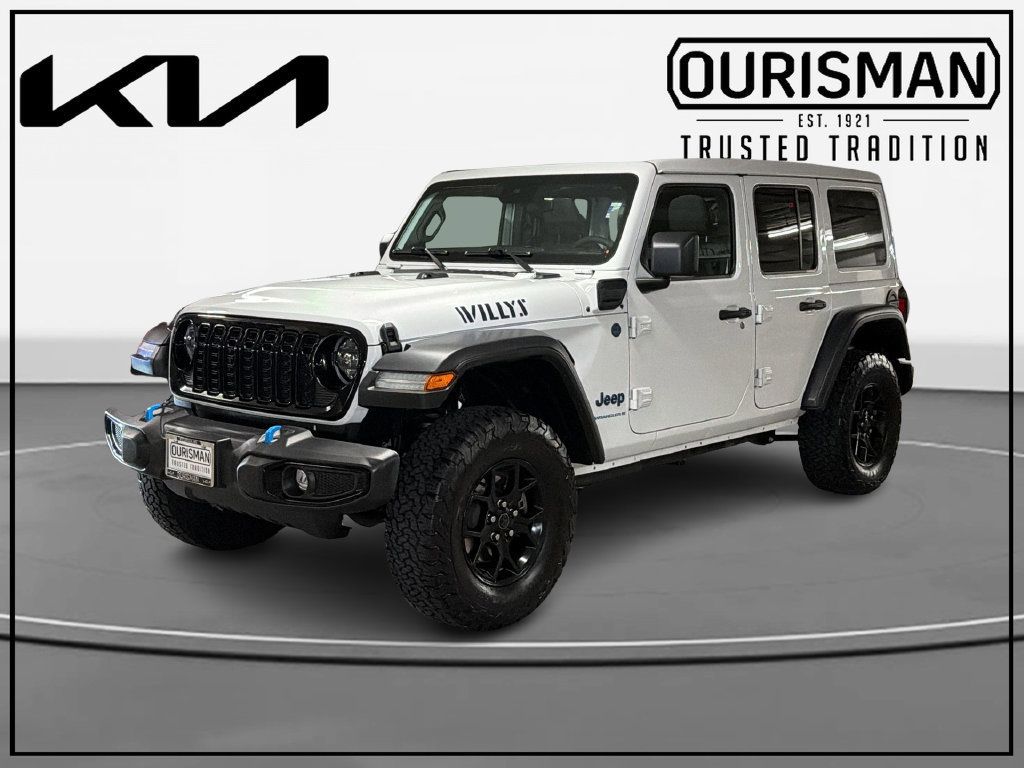 Used 2024 Jeep Wrangler Unlimited AWD/4WD image 2