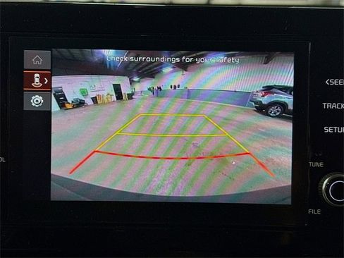 Used 2023 Kia Sportage LX image 21