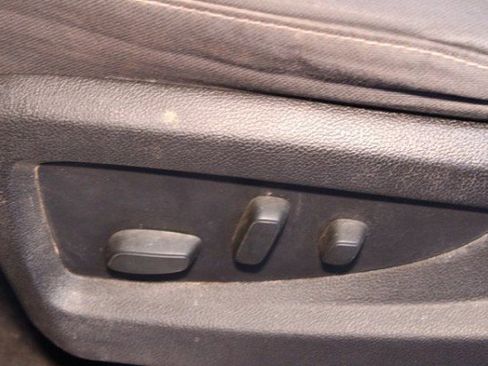 Used 2016 Chevrolet Silverado 1500 LT image 15