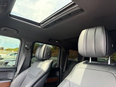 Used 2019 Mercedes-Benz G 550 image 12