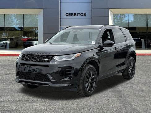 New 2025 Land Rover Discovery Sport Dynamic SE image 1