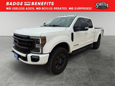 Used 2022 Ford F250 Lariat w/ Tremor Off-Road Package AWD/4WD image 4