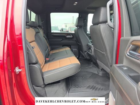 Used 2024 Chevrolet Silverado 2500 High Country w/ High Country Premium Package AWD/4WD image 37