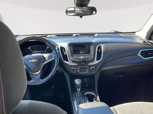 Used 2022 Chevrolet Equinox LT AWD/4WD image 17