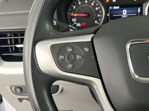 Used 2023 GMC Terrain SLE w/ Driver Convenience Package image 15
