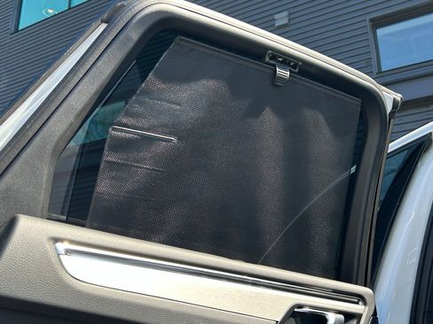 Certified 2026 Porsche Macan image 29