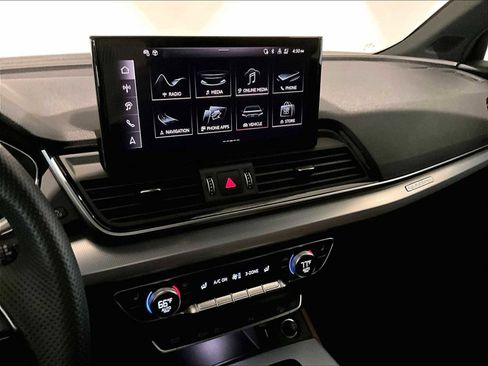 Used 2024 Audi Q5 2.0T Premium Plus w/ Premium Plus Package image 19