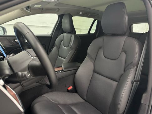 Used 2024 Volvo V60 B5 Cross Country Plus w/ Climate Package AWD/4WD image 13