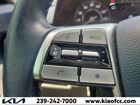 Certified 2024 Kia Telluride SX w/ Towing Package AWD/4WD image 32