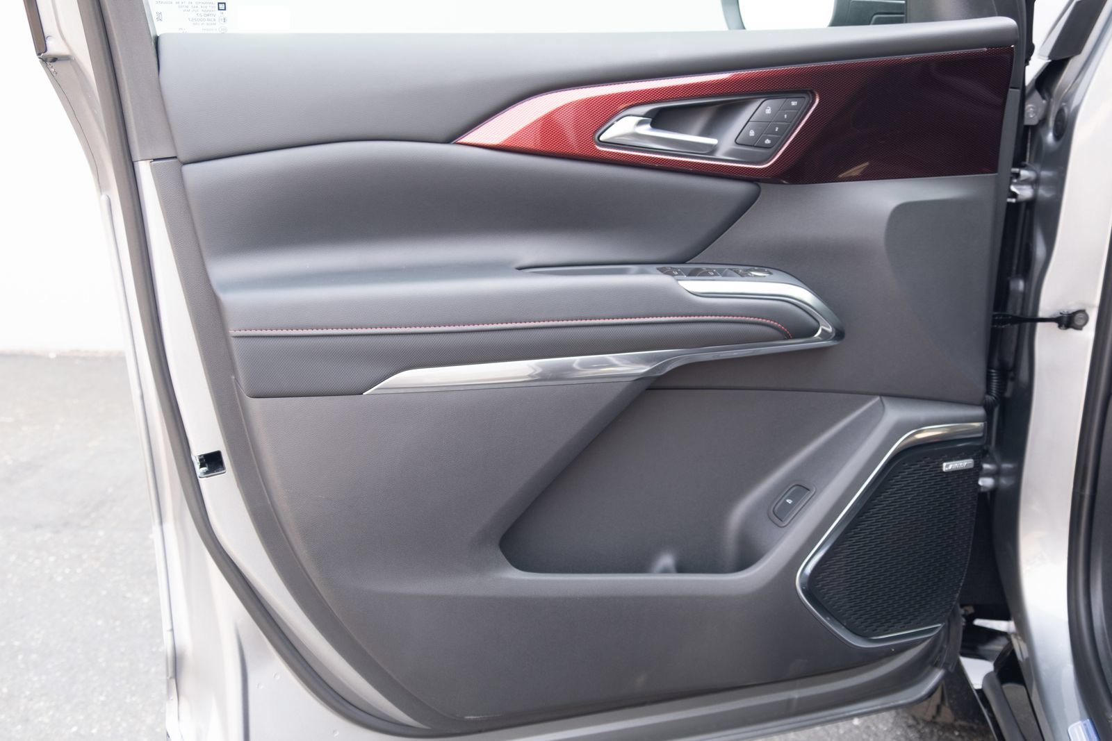New 2026 Chevrolet Traverse RS AWD/4WD image 13