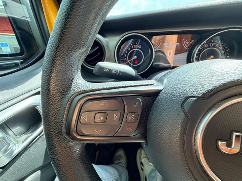 Used 2019 Jeep Wrangler Unlimited Sport AWD/4WD image 17