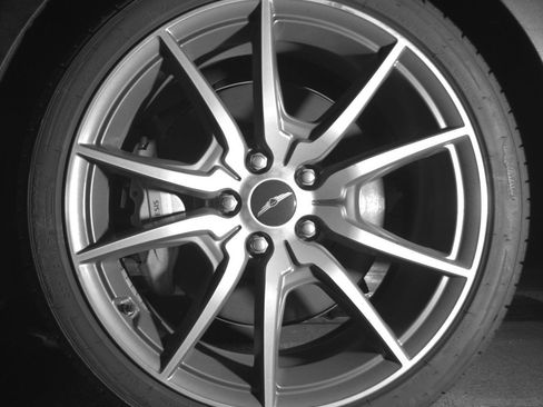 Used 2025 Genesis G70 2.5T image 14