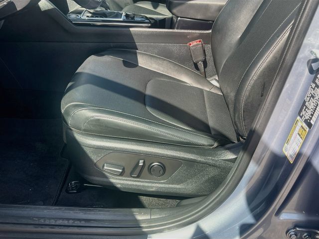 Used 2025 Kia Sportage EX AWD/4WD image 19