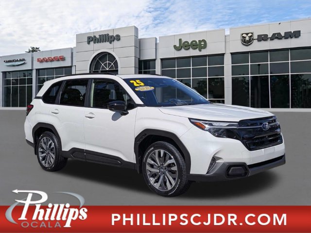 Used 2025 Subaru Forester Touring w/ Popular Package - Touring AWD/4WD image 1