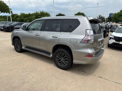Used 2020 Lexus GX 460 Premium w/ Premium Package AWD/4WD image 2