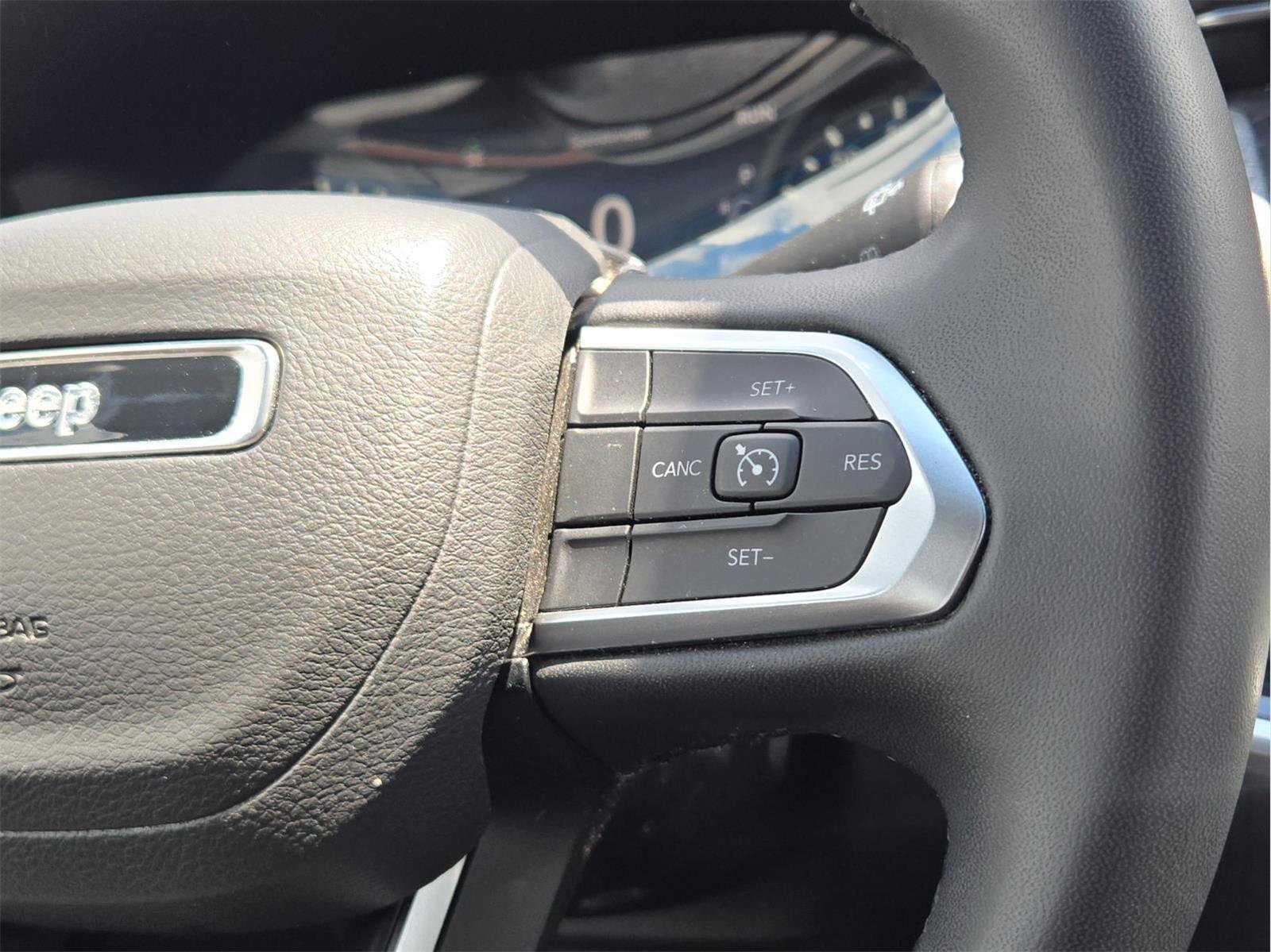 Used 2024 Jeep Compass Latitude AWD/4WD image 54