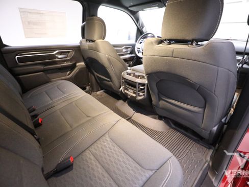 New 2026 RAM 1500 Big Horn AWD/4WD image 12