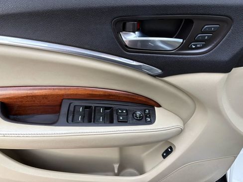 Used 2017 Acura MDX SH-AWD w/ Advance Package image 13