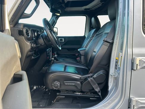 Used 2023 Jeep Wrangler Unlimited Rubicon 4xe w/ Cold Weather Group image 15