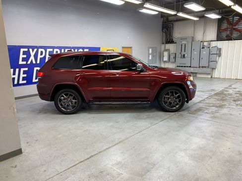 Used 2021 Jeep Grand Cherokee 80th Anniversary w/ Quick Order Package 28K 80th image 8