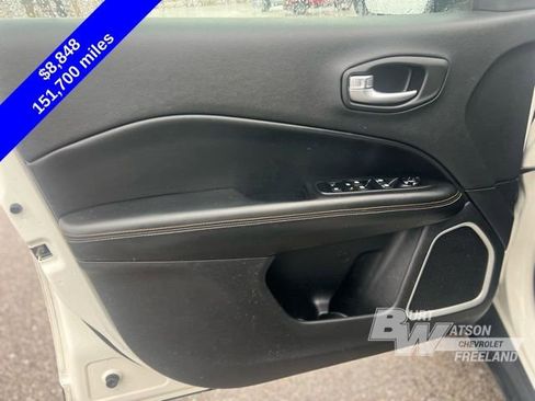 Used 2018 Jeep Compass Latitude w/ Popular Equipment Group image 10