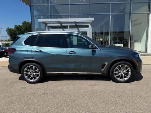 Used 2026 BMW X5 xDrive40i w/ Climate Comfort Package AWD/4WD image 2