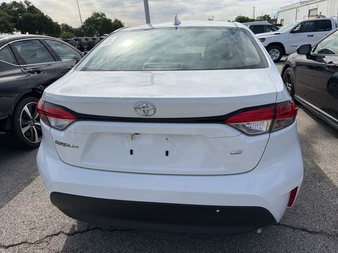 Used 2024 Toyota Corolla LE image 7