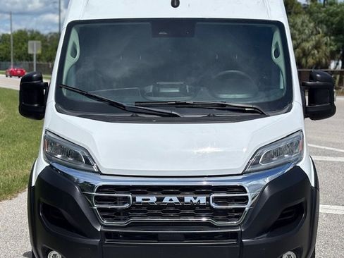 Used 2024 RAM ProMaster 2500 w/ Quick Order Package 22G SLT FWD image 3
