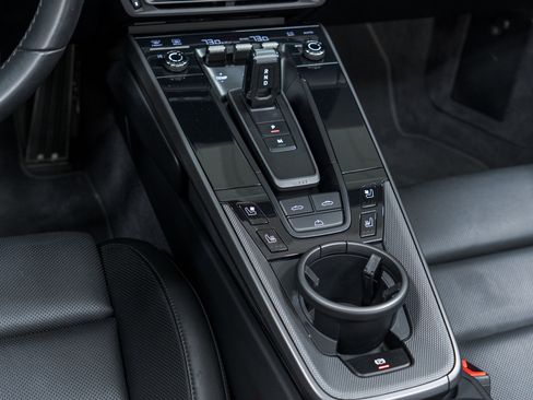 Certified 2020 Porsche 911 Carrera S image 25