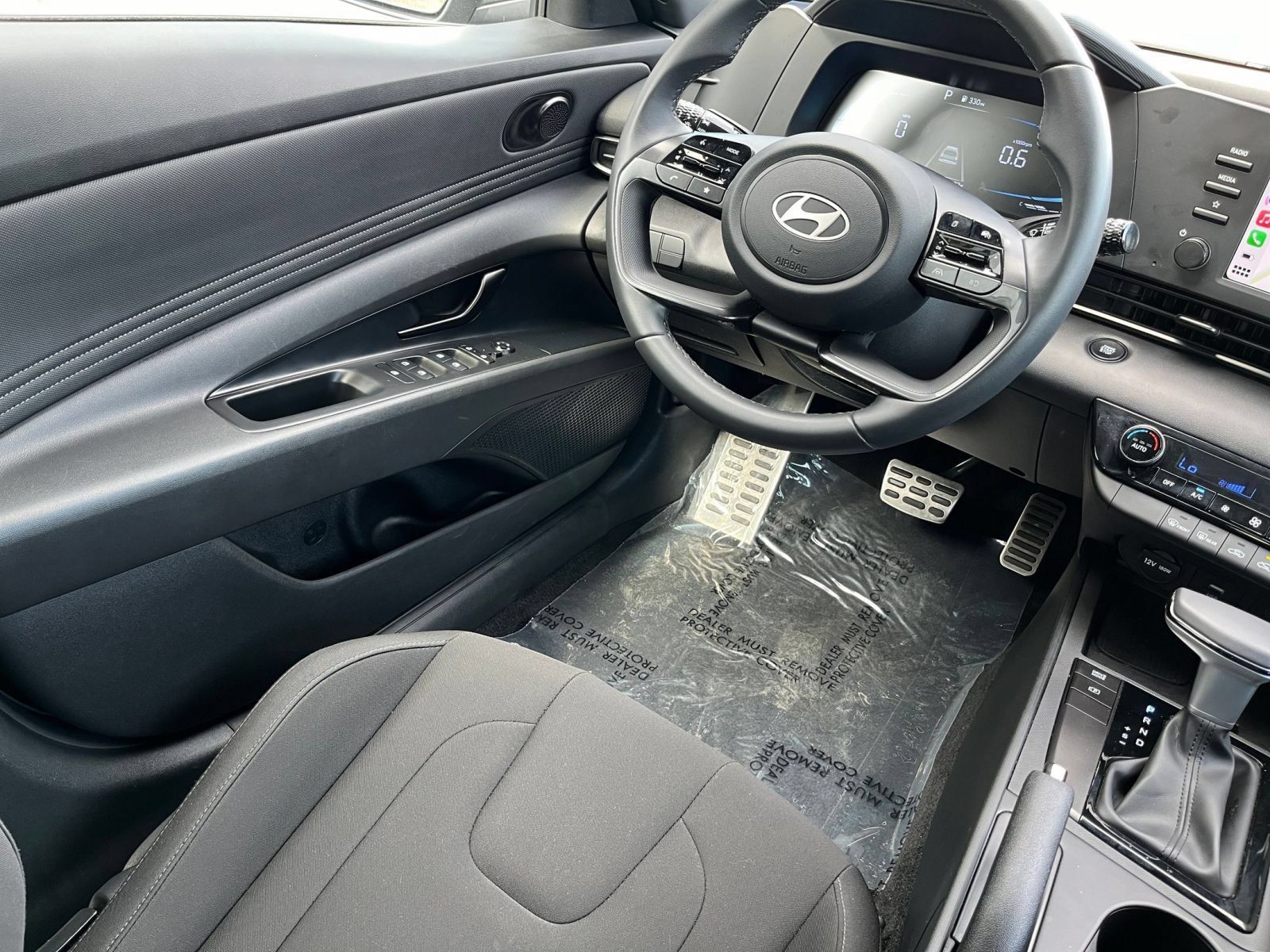 Used 2026 Hyundai Elantra Sport FWD image 38
