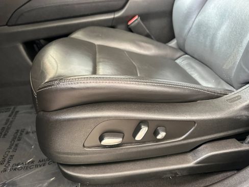 Used 2023 Cadillac XT5 Premium Luxury image 13