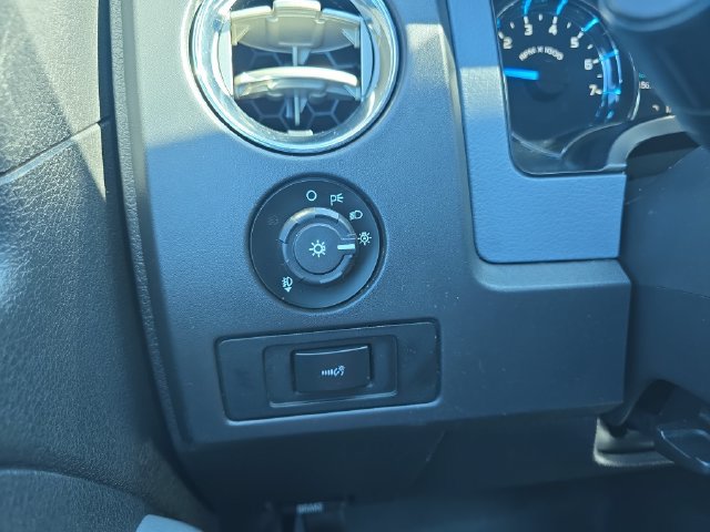 Used 2013 Ford F150 XLT w/ Luxury Equipment Group AWD/4WD image 27