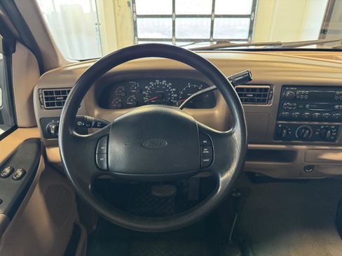 Used 1999 Ford F250 XLT image 11