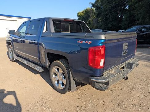 Used 2017 Chevrolet Silverado 1500 LTZ w/ High Desert Package AWD/4WD image 18