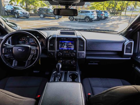 Used 2020 Ford F150 XLT w/ Equipment Group 302A Luxury AWD/4WD image 19