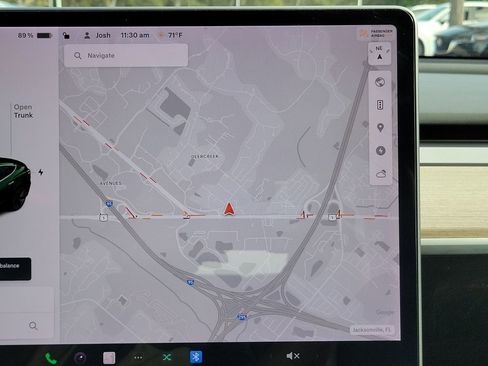 Used 2018 Tesla Model 3 Long Range image 32