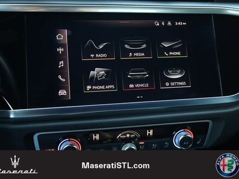 Used 2022 Audi Q3 2.0T Premium image 16