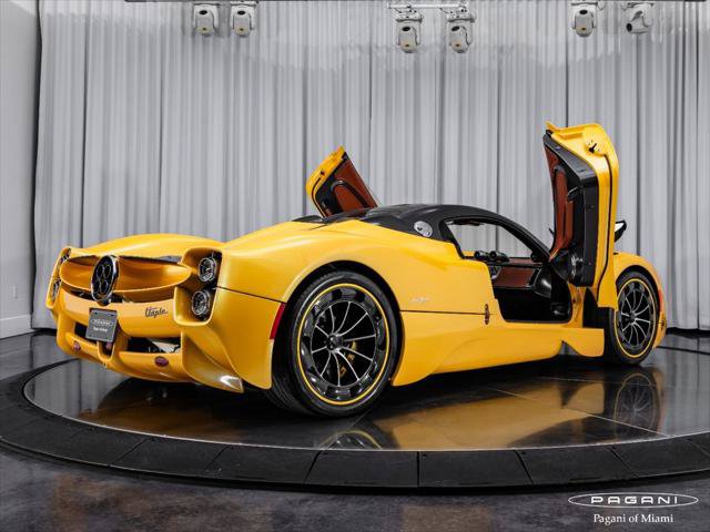 Used 2024 Pagani Utopia RWD image 44