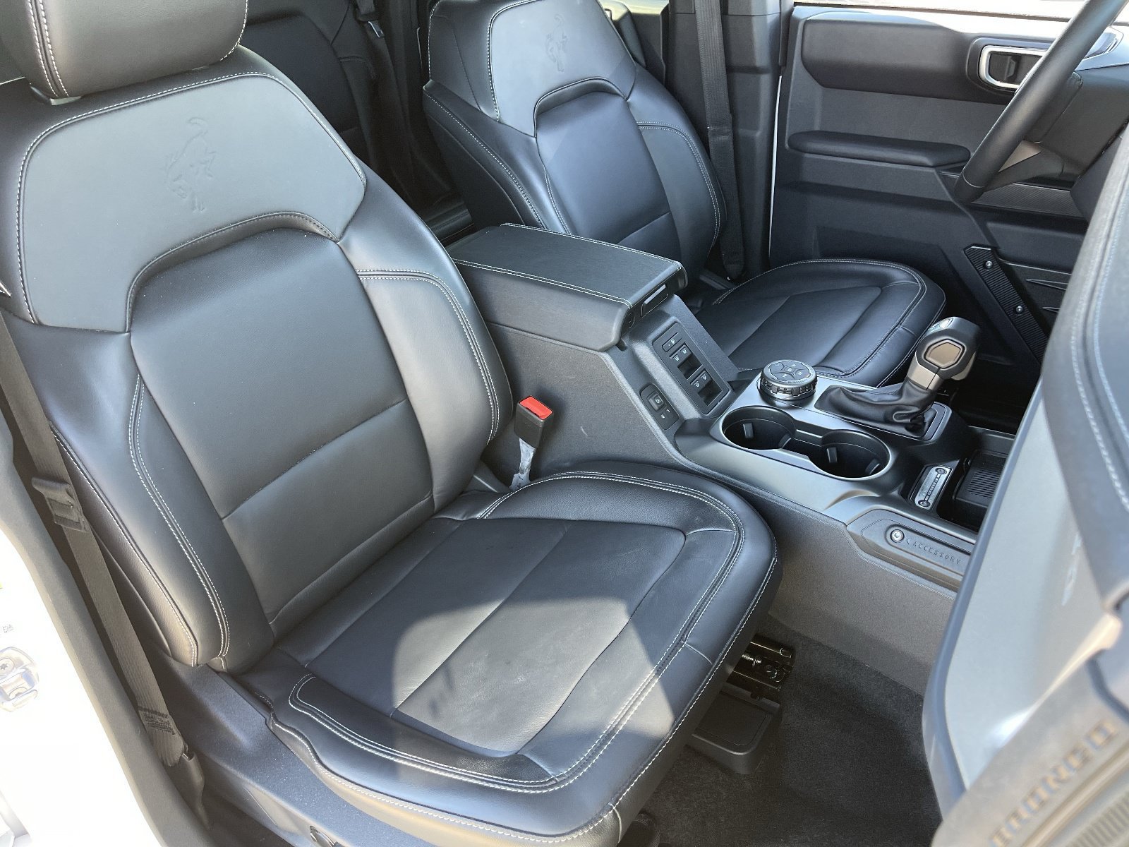 Used 2026 Ford Bronco Outer Banks AWD/4WD image 12