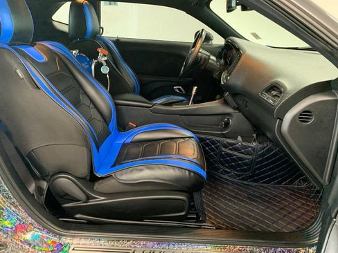 Used 2022 Dodge Challenger R/T w/ Blacktop Package RWD image 8