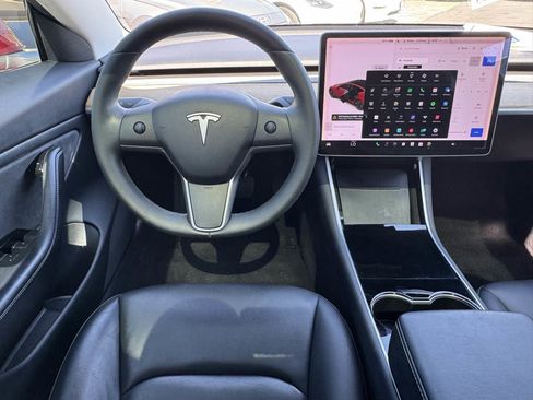 Used 2019 Tesla Model 3 Standard Range Plus image 23