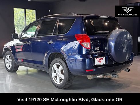 Used 2007 Toyota RAV4 4WD w/ 3rd Row image 4
