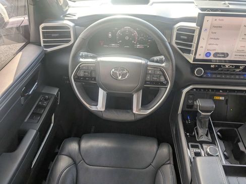 Used 2024 Toyota Sequoia Platinum AWD/4WD image 17
