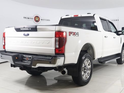 Used 2022 Ford F250 Lariat w/ Chrome Package image 3