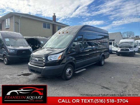 Used 2017 Ford Transit 350 XLT image 9
