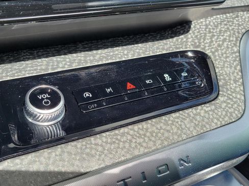 New 2025 Ford Expedition Tremor image 26