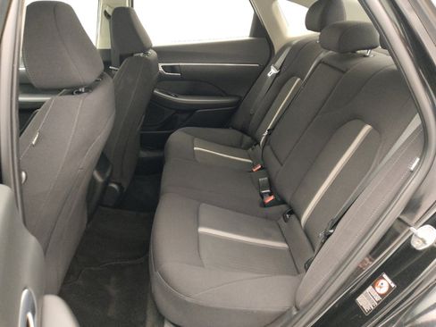 Used 2022 Hyundai Sonata SEL w/ Preferred Accessory Package FWD image 18