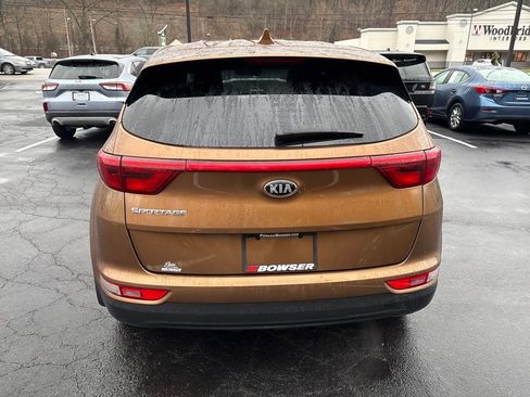 Used 2018 Kia Sportage LX image 4